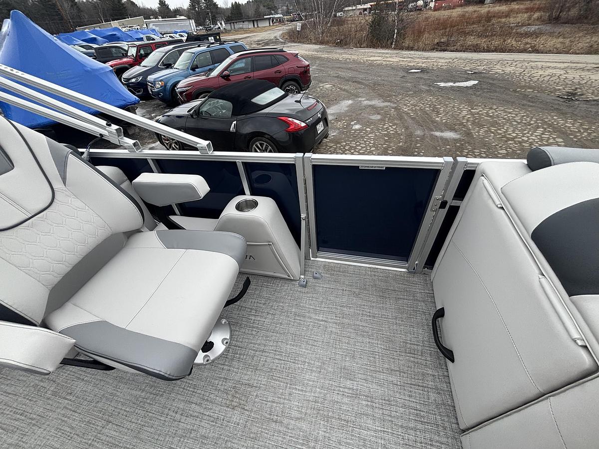 2026 Avalon 2385 LSZ QLS