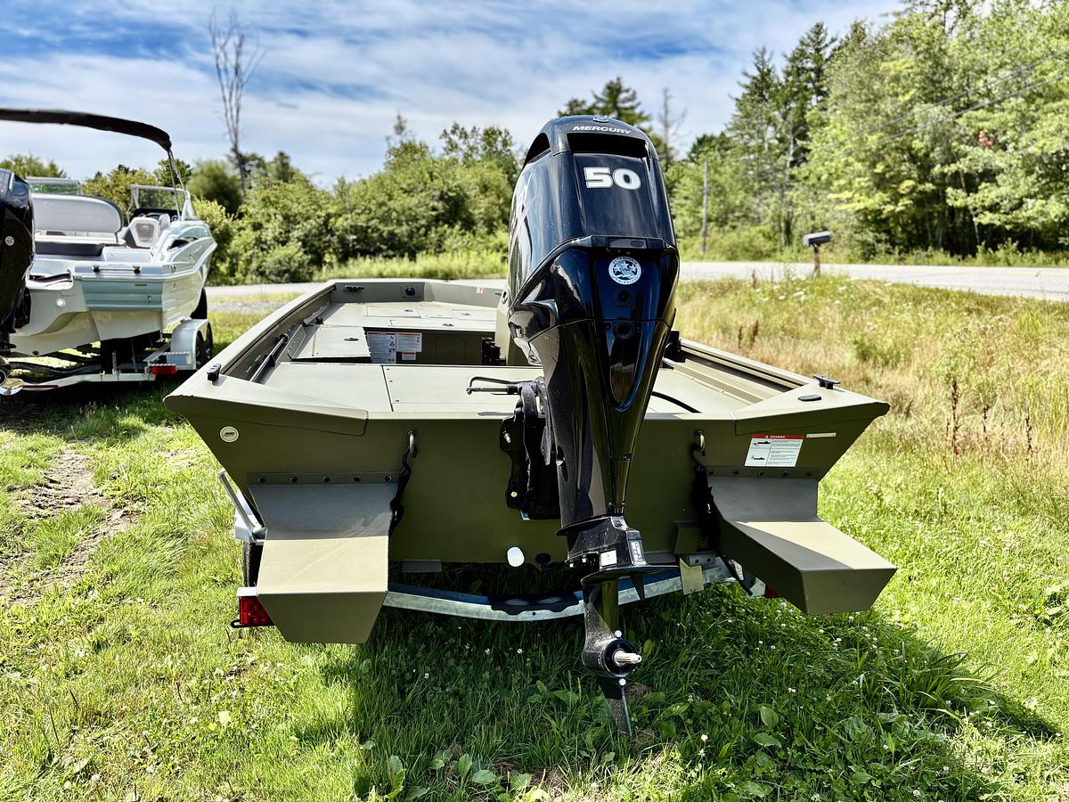 2026 Crestliner 1860 Retriever SC