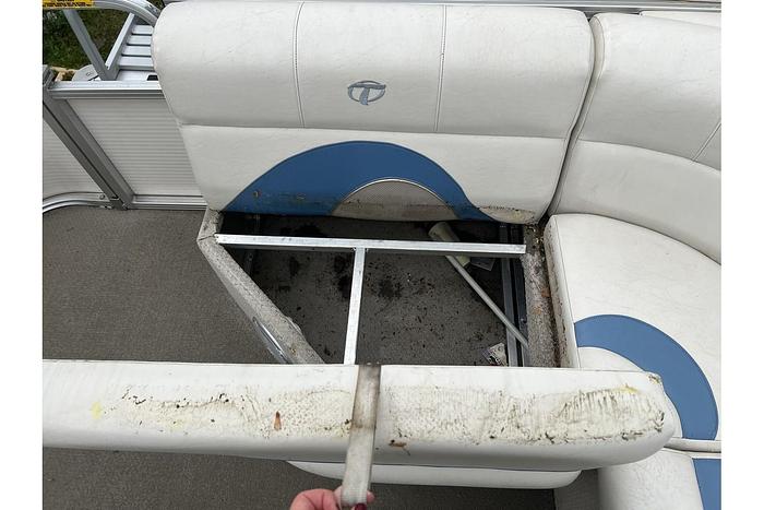 Used 2008 TAHOE PONTOONS CASCADE 1823
