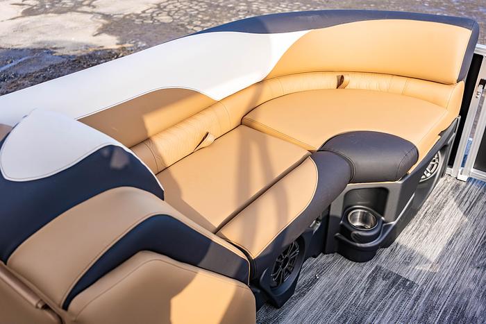 Avalon LSZ - 23' Quad Lounge