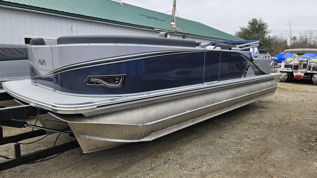 2026 AVALON 2385 LSZ ELITE TRITOON NEW HONDA 200