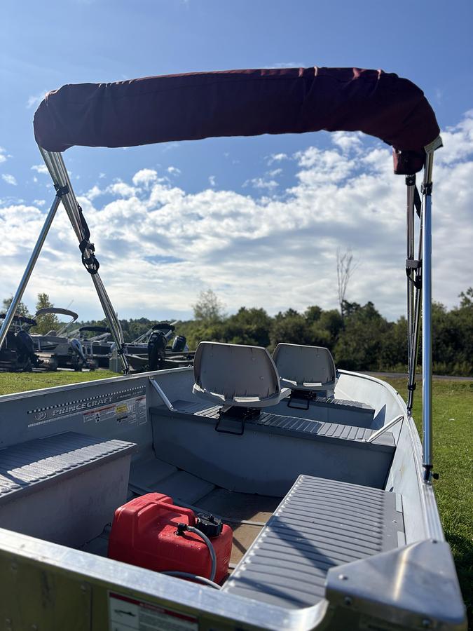 Used 2023 Princecraft Fisherman 14