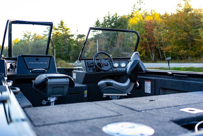 2025 CRESTLINER 1850 FISH HAWK WT JUMPSEAT CL-25-06