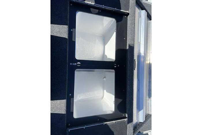 2024 CRESTLINER CMX21 CL-24-10