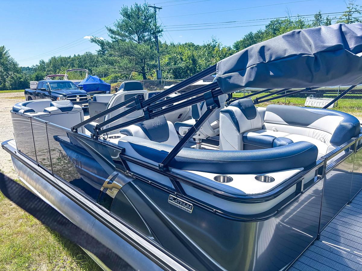 2026 Avalon 2185 LSZ QL TRITOON