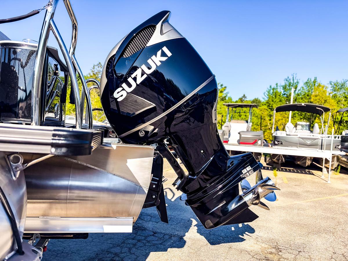 Used 2026 Avalon 2585 Excalibur LTD QLS