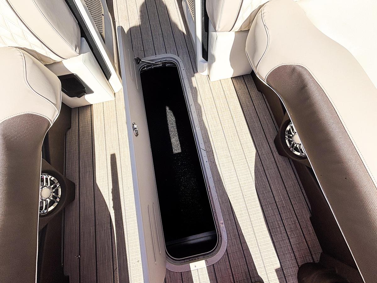 2026 Avalon 2585 Excalibur LTD ELITE WINDSHIELD HONDA BF250