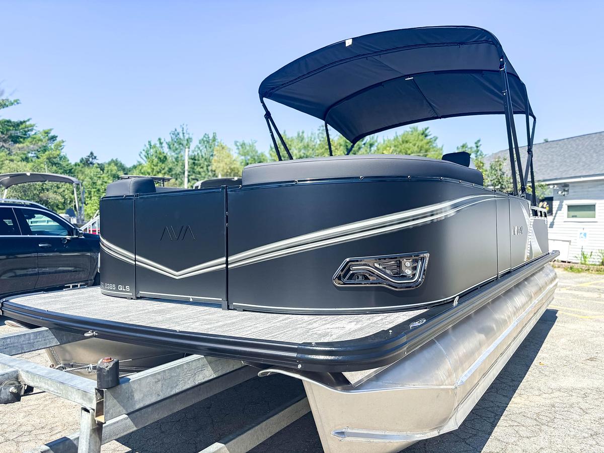 2026 Avalon 2385 LSZ QUAD LOUNGE SHIFT