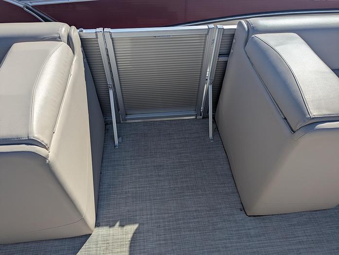 Used 2018 Avalon 2285 LSZ Cruise