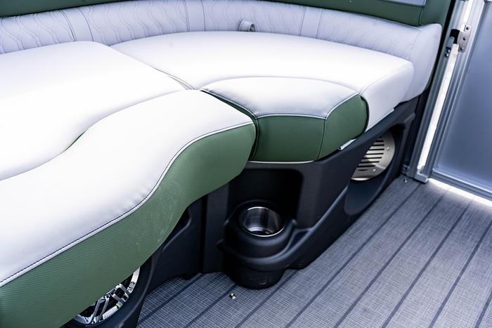 2025 Avalon 2385 Quad Lounger Shift