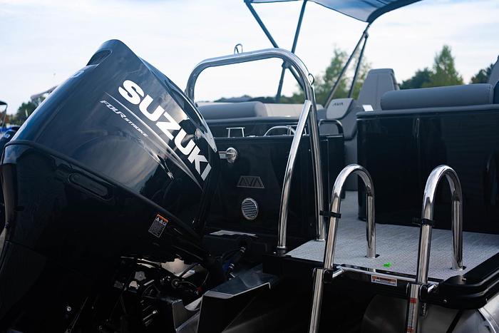 2025 AVALON 2385 CATALINA QUAD LOUNGE TRITOON AV-25-04