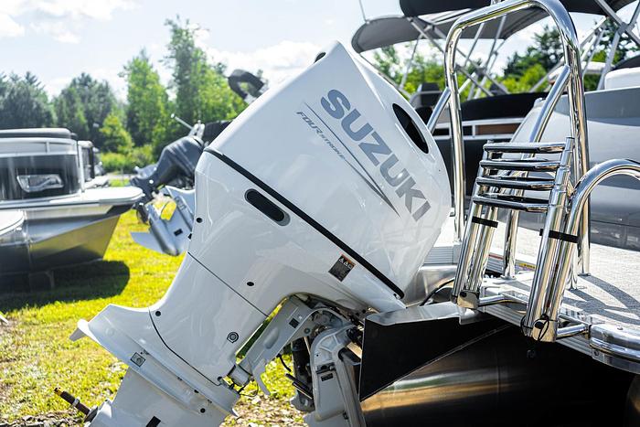 2025 AVALON 2385 CATALINA REAR J LOUNGE