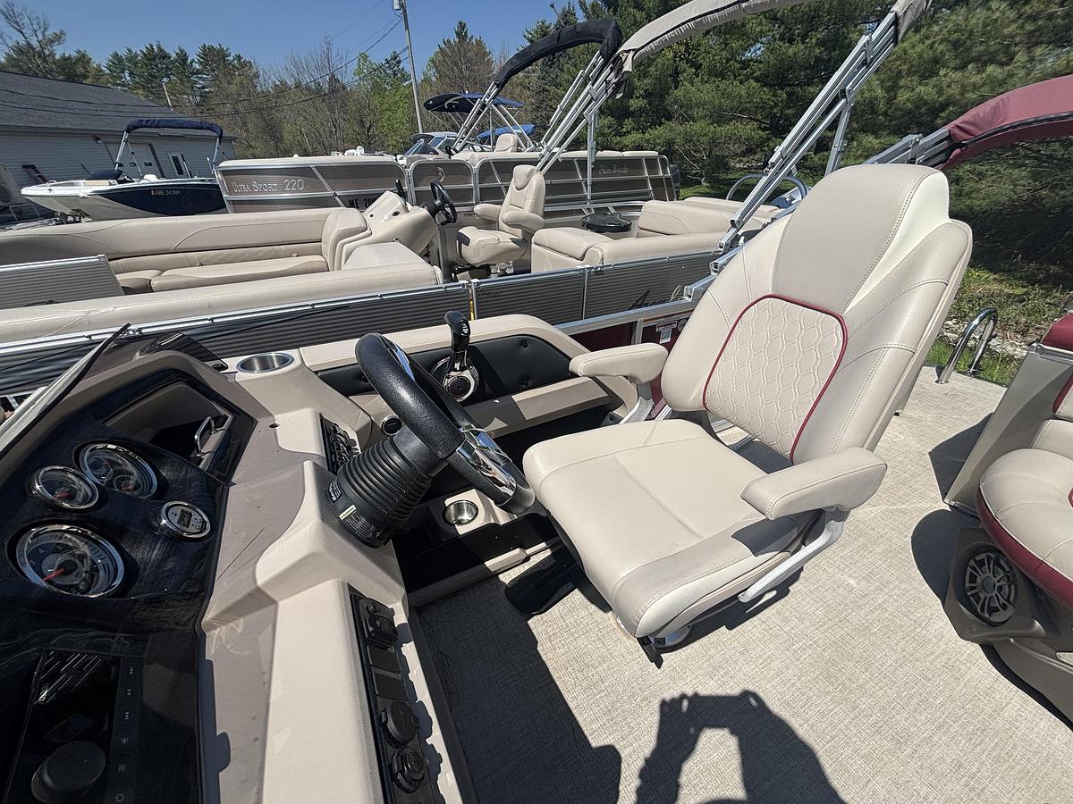 Used 2021 Avalon 2085 LSZ CR