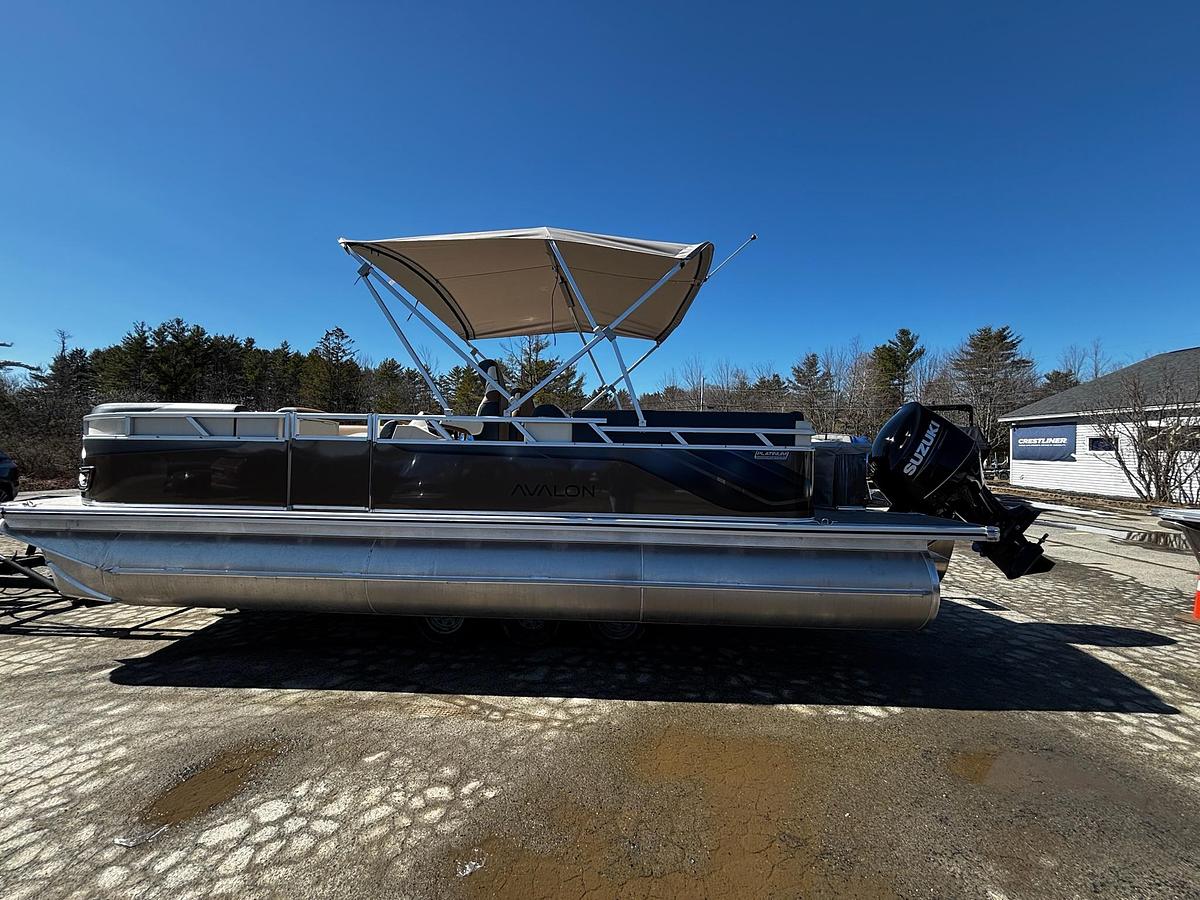 2026 Avalon 2385 VEN QL TRITOON