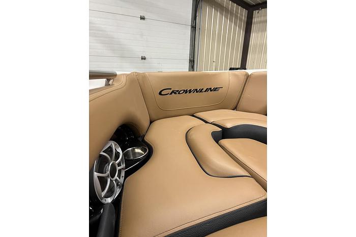 2024 CROWNLINE 240 SS CR-24-03