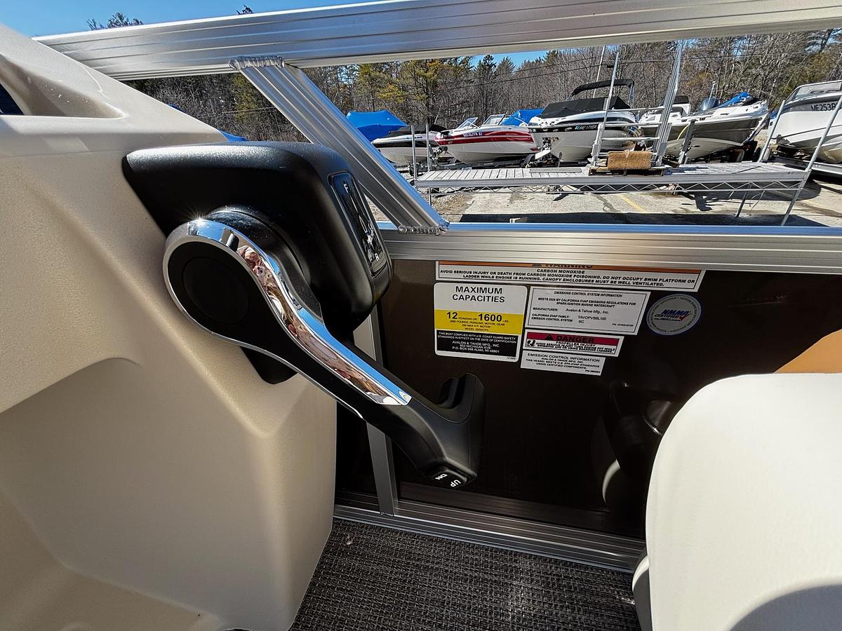 2026 Avalon 2385 VEN QL TRITOON