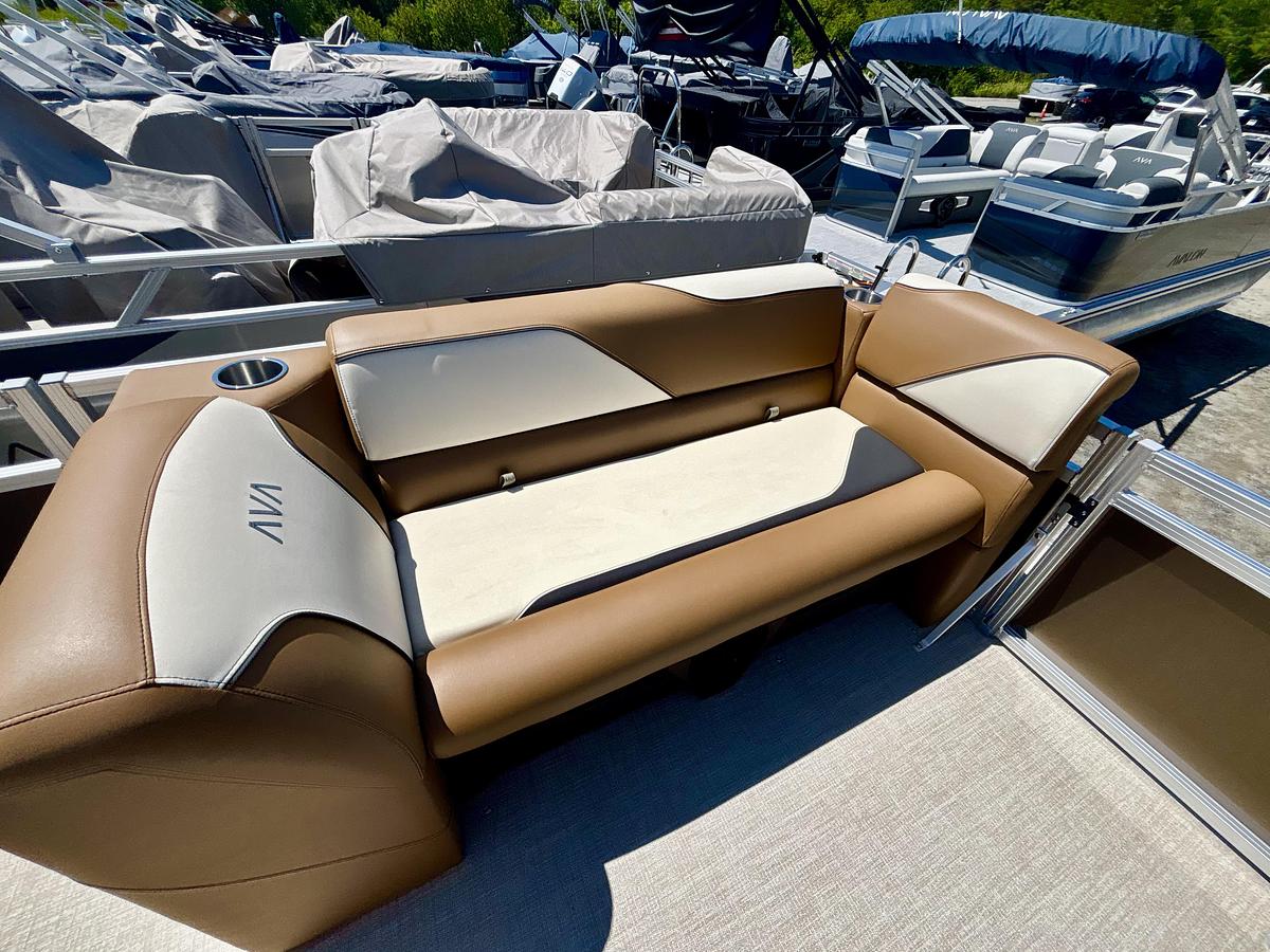 2026 Avalon 1980 VENTURE CR