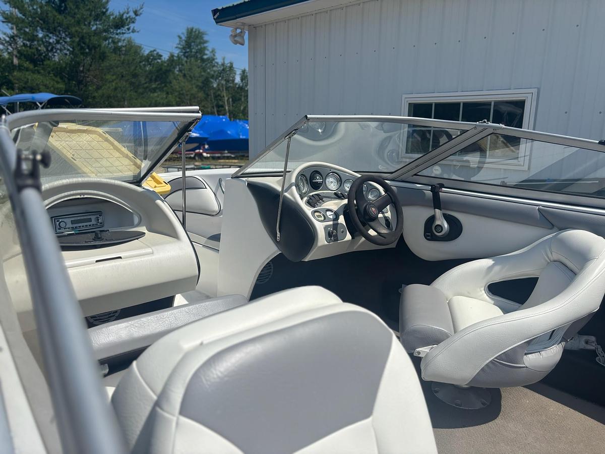 Used 2007 Mariah SX19