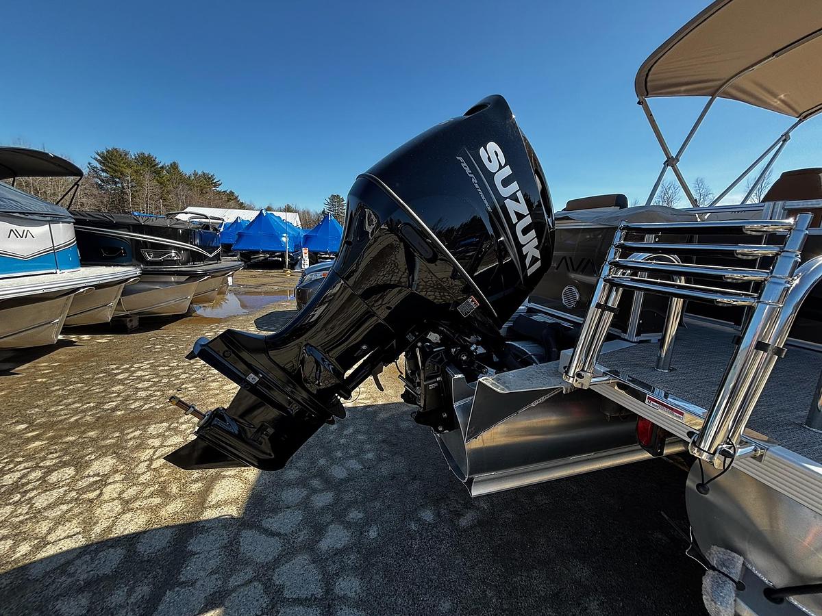 2026 Avalon 2385 VEN QL TRITOON