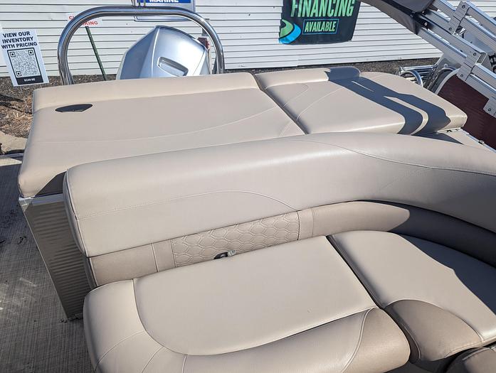 Used 2018 Avalon 2285 LSZ Cruise