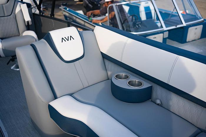 2025 AVALON 2385 CATALINA QUAD LOUNGE TRITOON AV-25-04