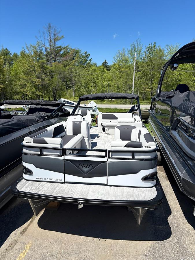2026 Avalon 2180 VENTURE CRB