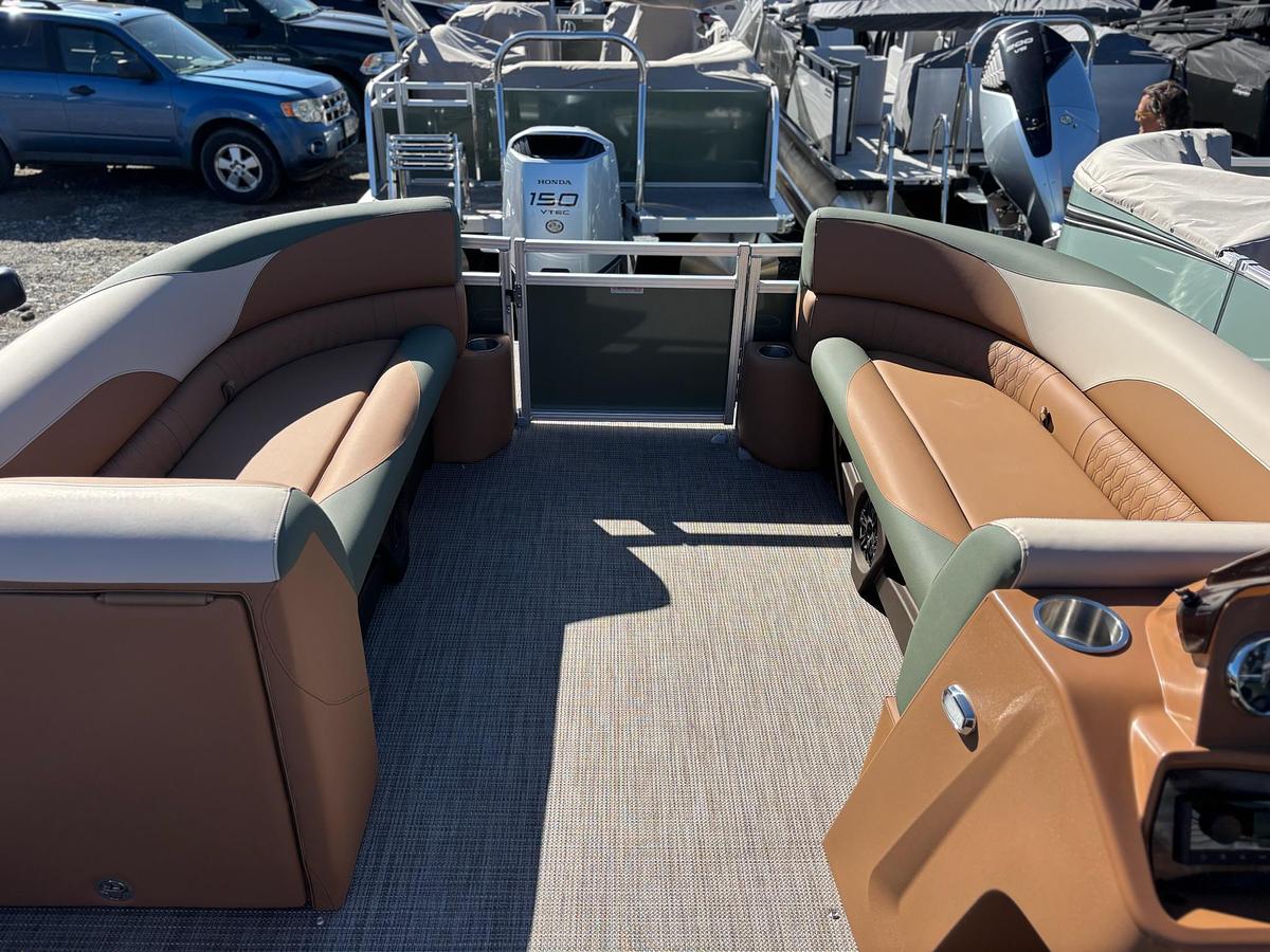 2026 Avalon 2185 VEN85 CR