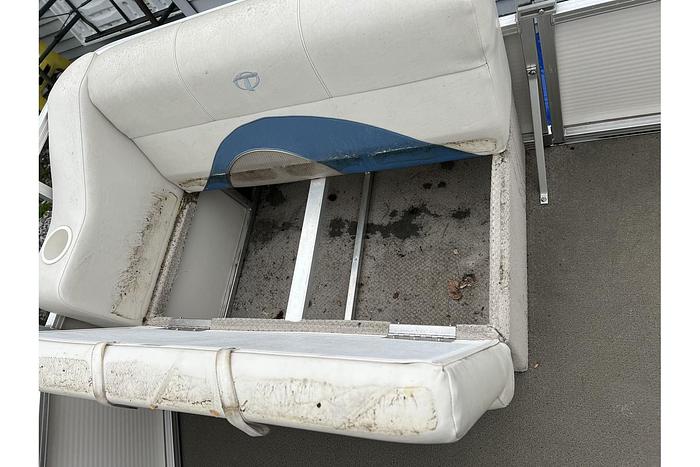 Used 2008 TAHOE PONTOONS CASCADE 1823