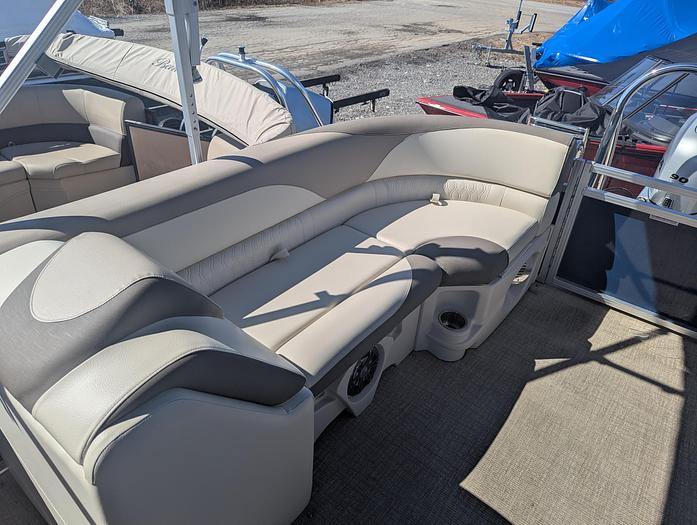 Used 2024 Avalon 2385 LSZ Quad Lounge
