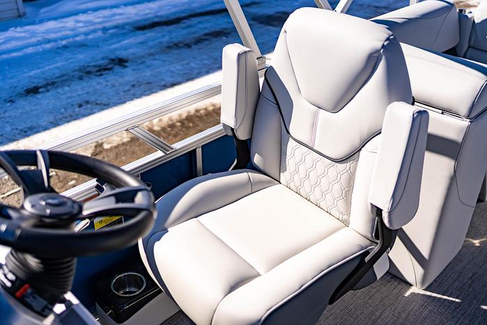 2025 Avalon 1980 VLS Quad Lounge