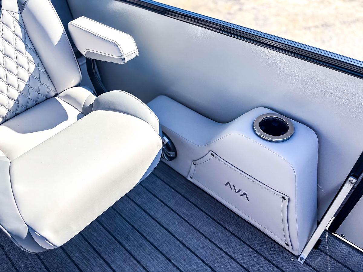 Used 2026 Avalon 2585 Excalibur LTD QLS