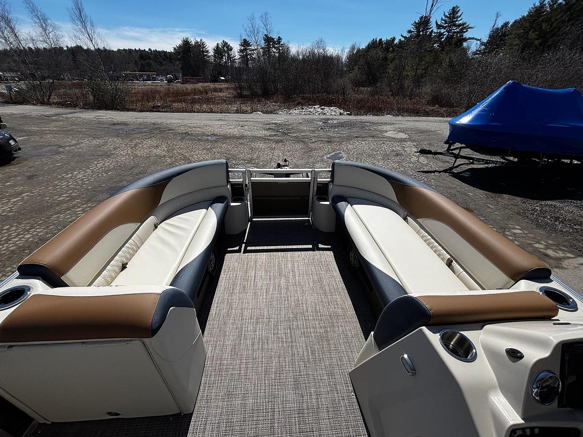 2026 Avalon 2385 VEN QL TRITOON