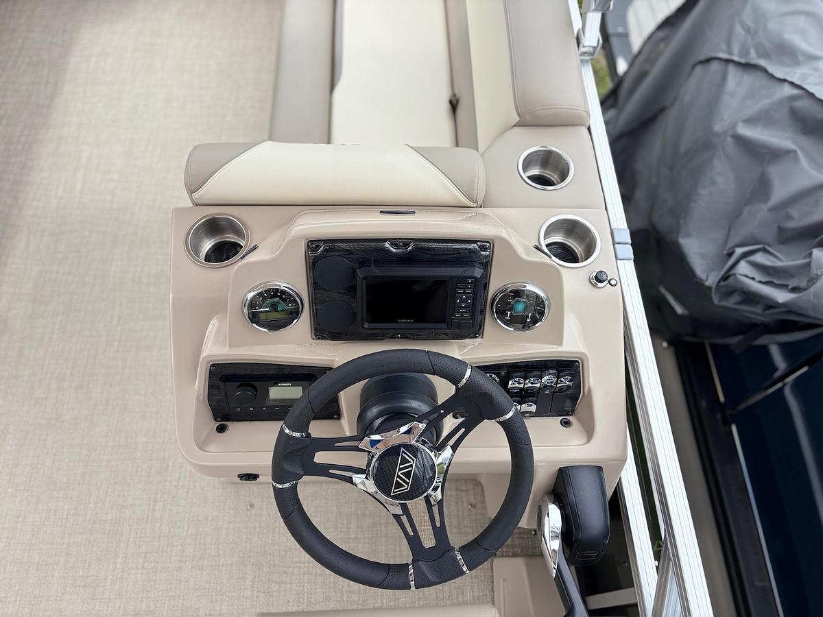 2026 Avalon 2380 Venture RF