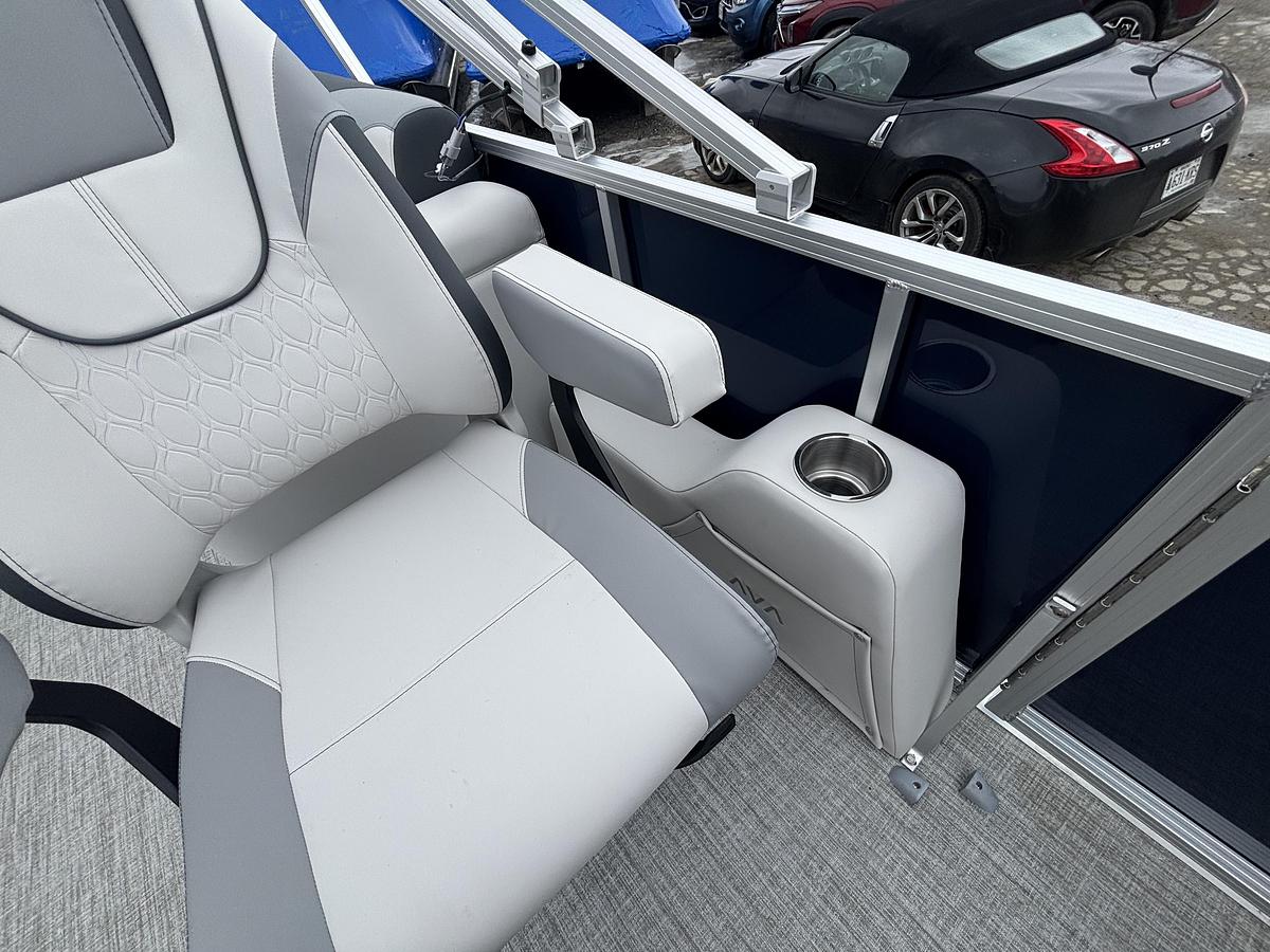 2026 Avalon 2385 LSZ QLS