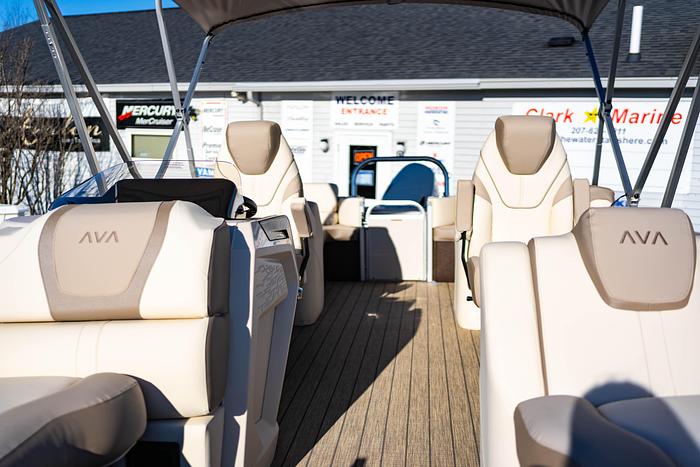 Used 2025 Avalon CATALINA 2385 QUAD LOUNGE