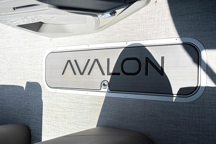 2025 AVALON 2385 CATALINA REAR J LOUNGE