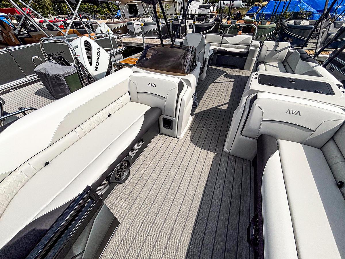 2026 Avalon 2585 VENTURE 85 ELW