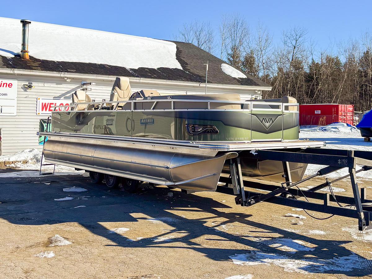 2026 Avalon 2380 Ven RF