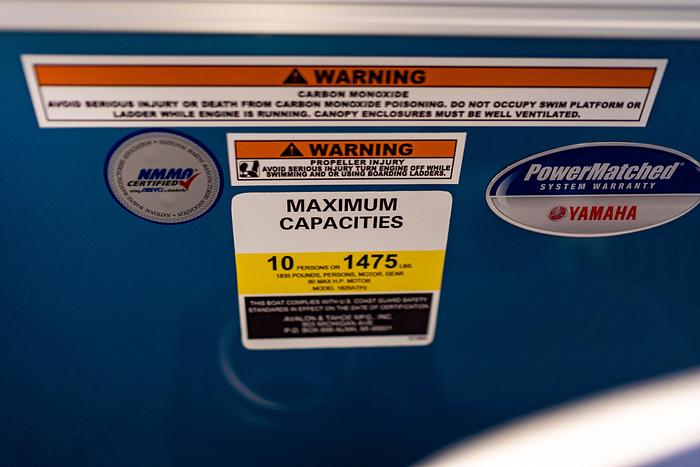 2025 Avalon 1980 VLS Quad Lounge