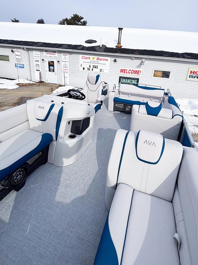 2026 Avalon 2385 LSZ VRB TRITOON