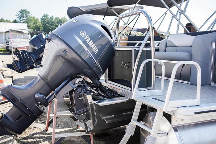 2025 AVALON 1980 VENTURE CRUISE REAR BENCH AV-25-29