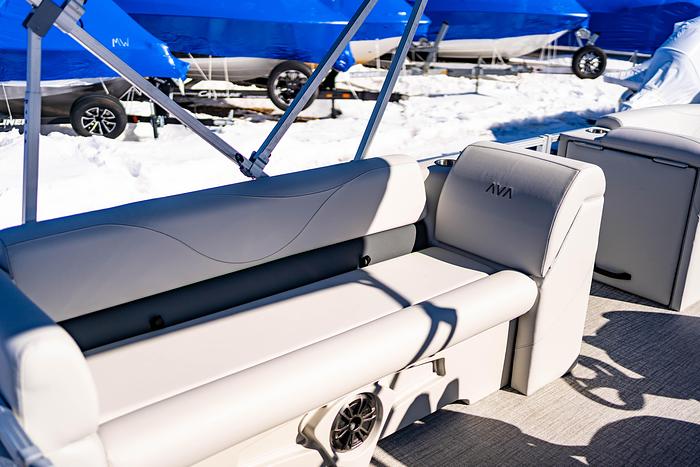 2025 Avalon 1980 VLS Quad Lounge