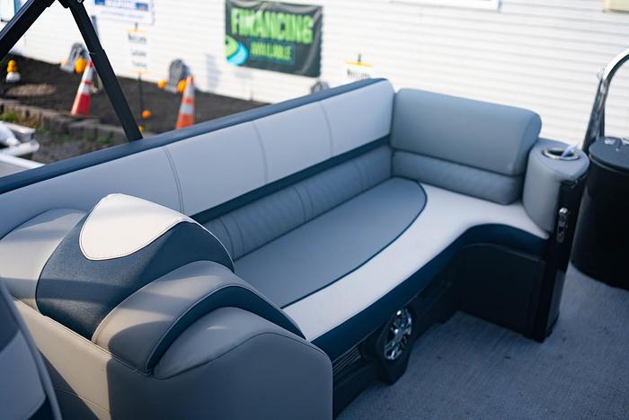 2025 AVALON 2385 CATALINA QUAD LOUNGE TRITOON AV-25-04