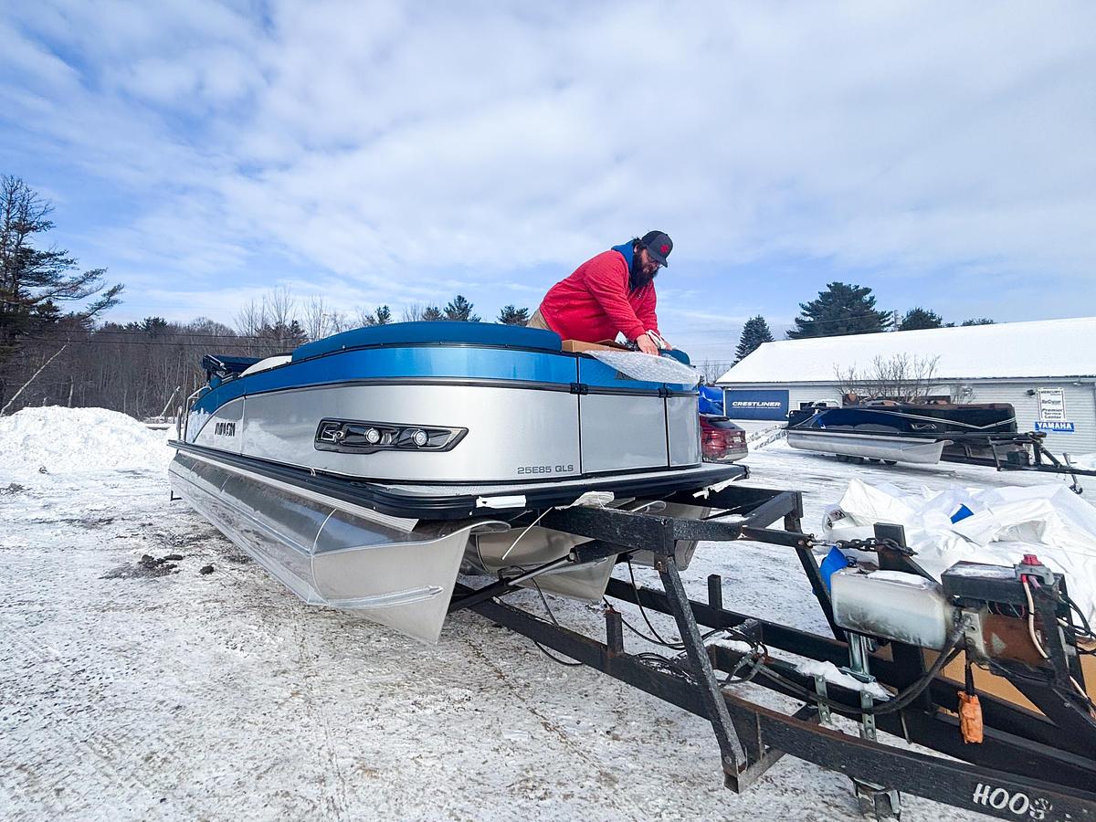 2026 Avalon 2385 CATALINA VRB