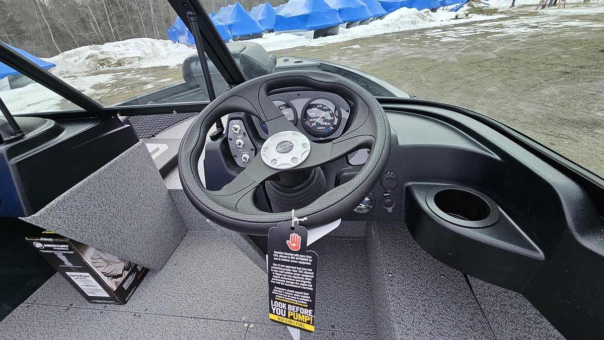 2026 Crestliner 1850 Kodiak WT /w Conversion bench