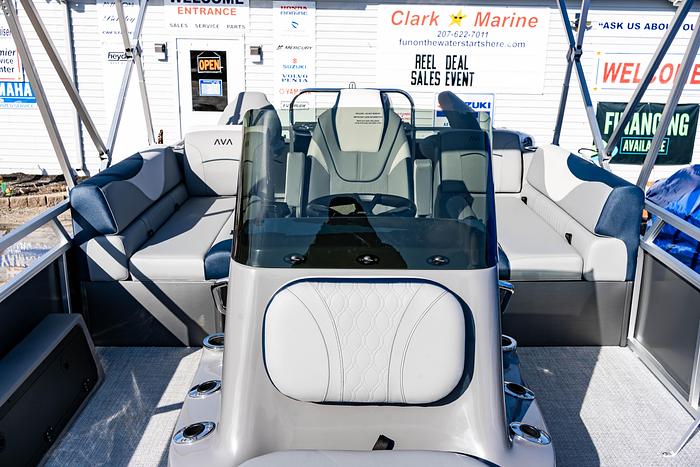Avalon Venture 85 - 23' Center Console Fish