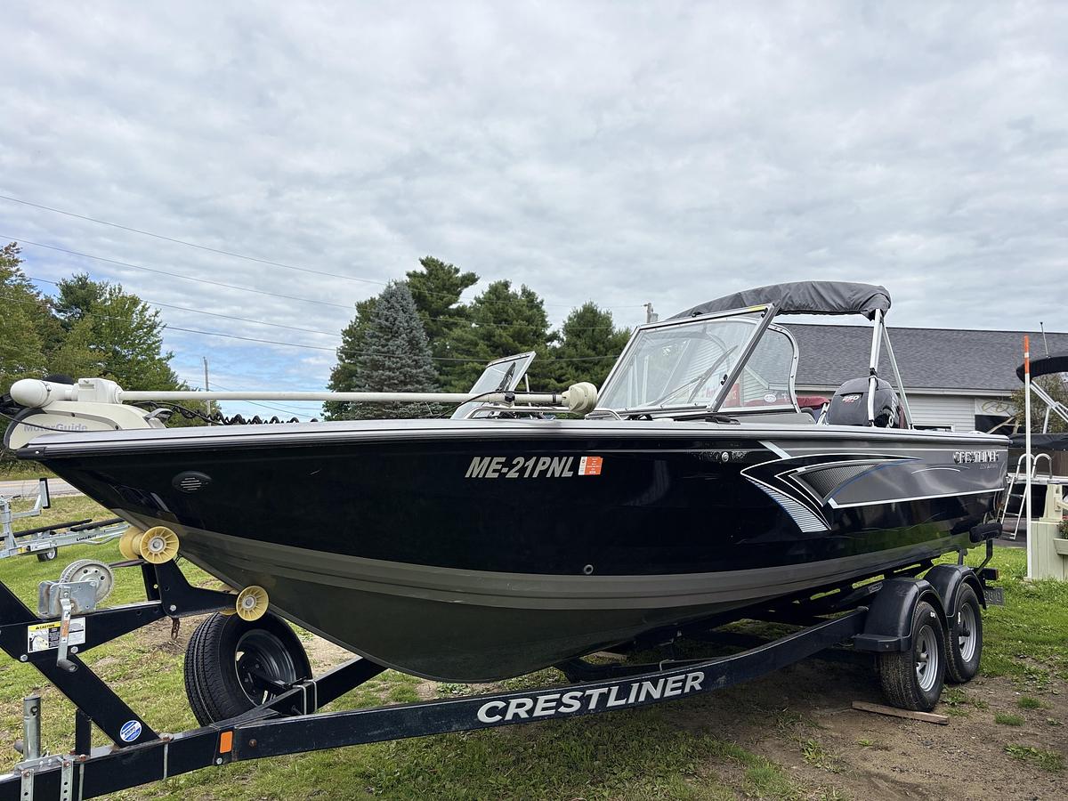 Used 2018 Crestliner 2250 AUTHORITY