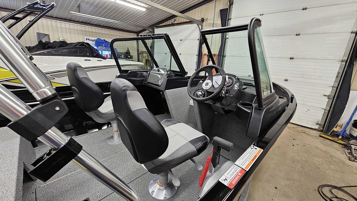 2026 Crestliner 1650 Kodiak WT