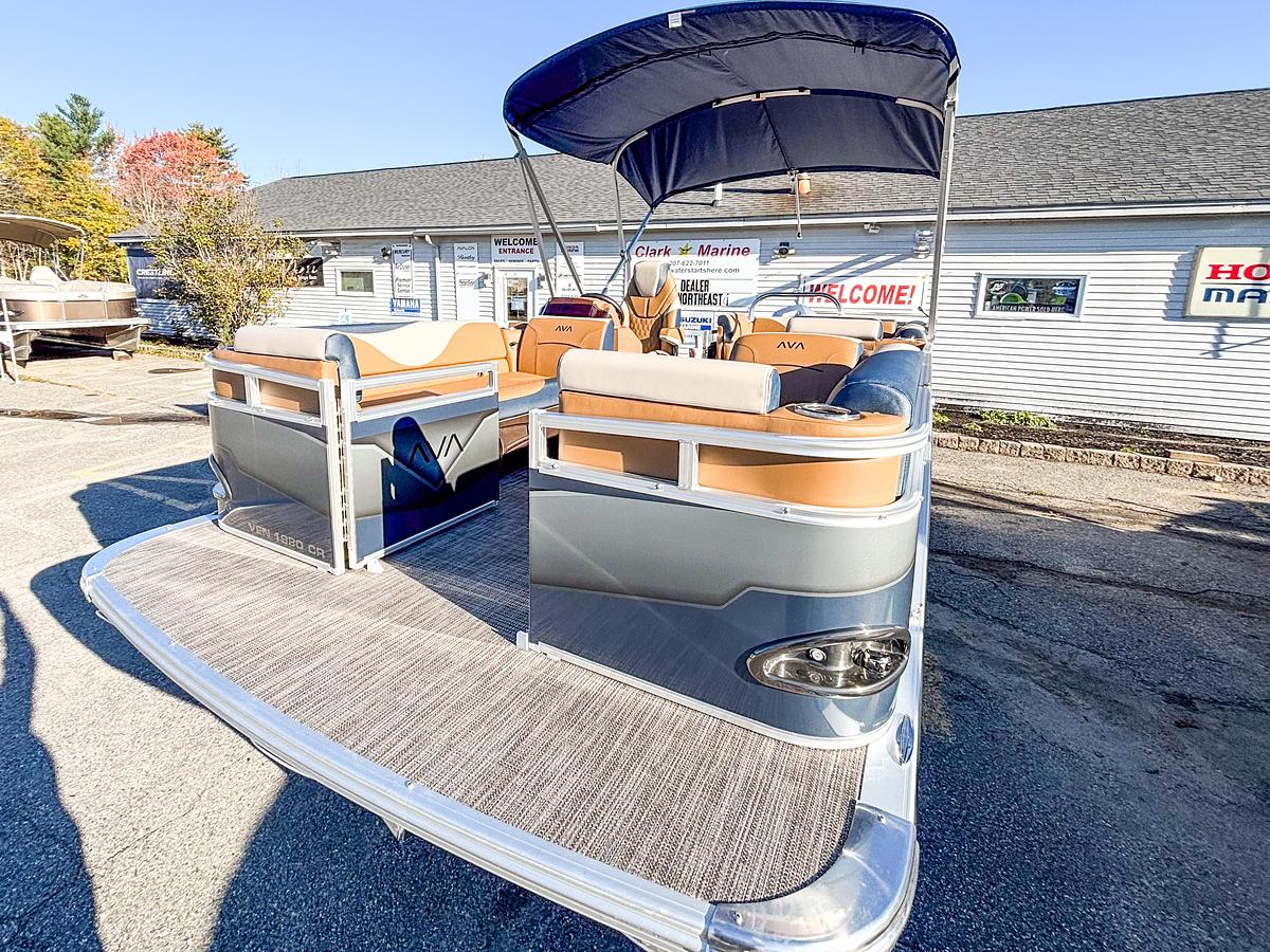 2026 Avalon 1980 VEN CR TRITOON