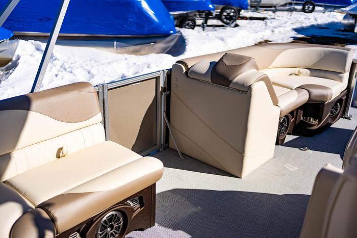 Used 2025 Avalon 1985 LSZ Cruise